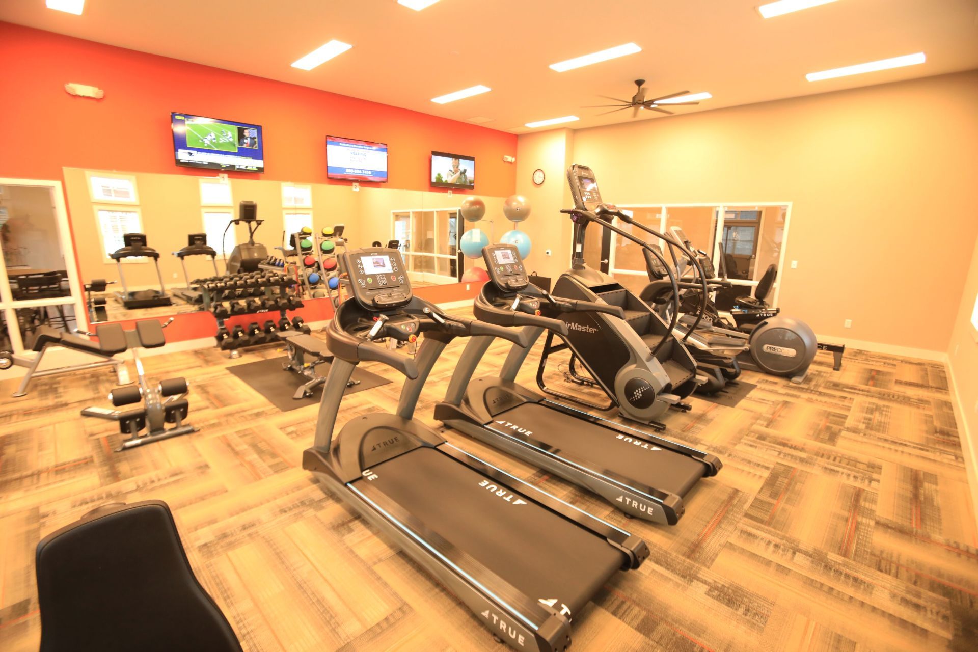 FITNESS CENTER