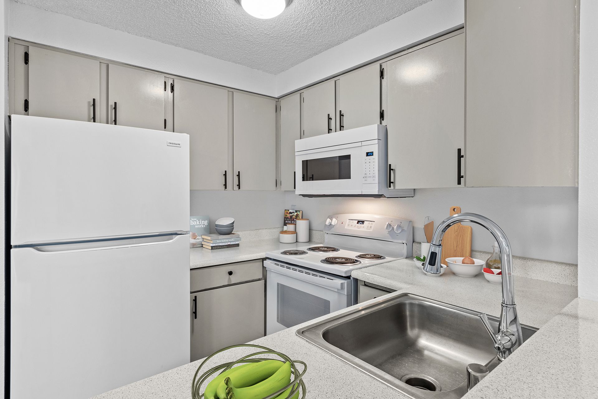 Kitchen with upgrades and all appliances