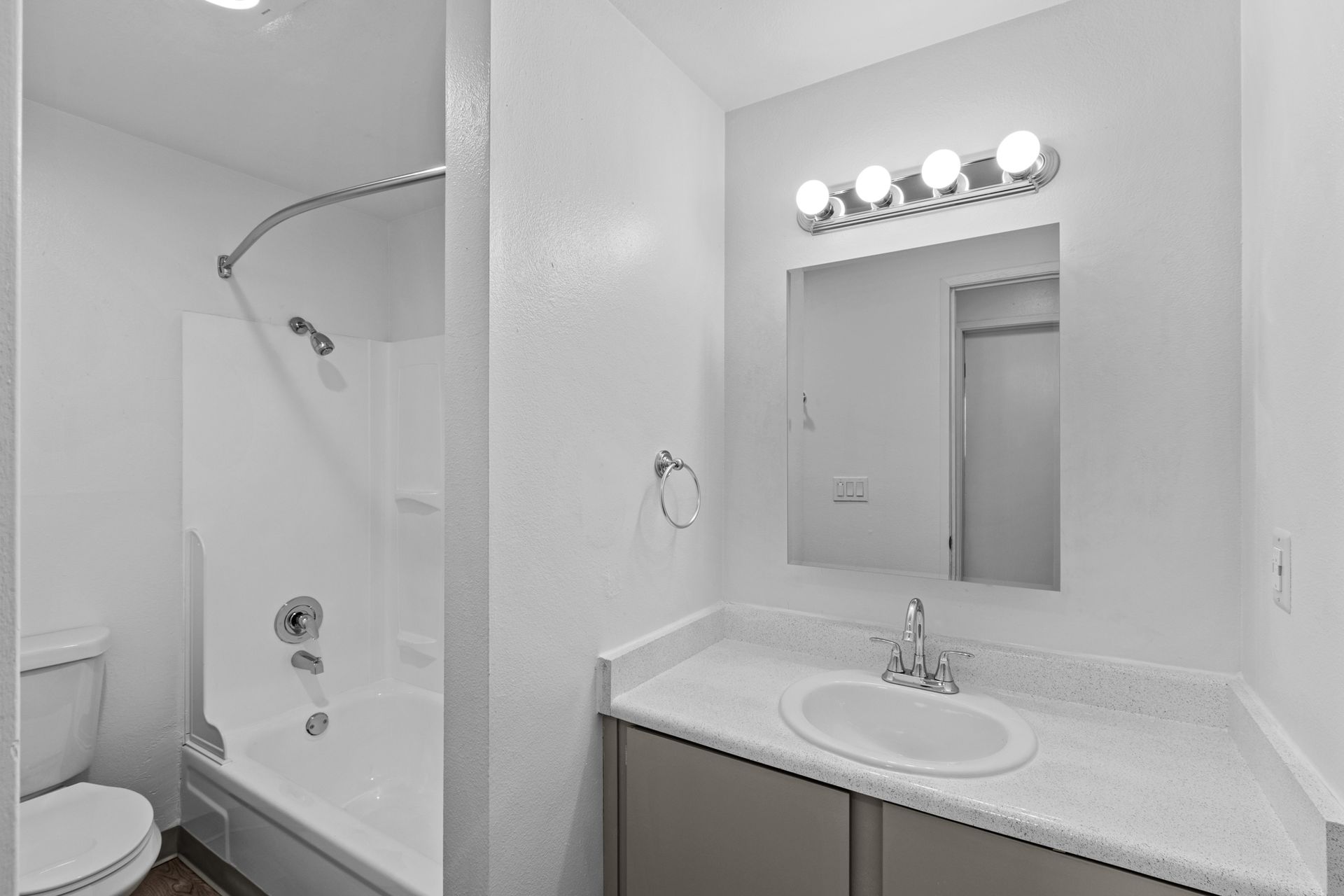 Updated bathroom with modern fixtures