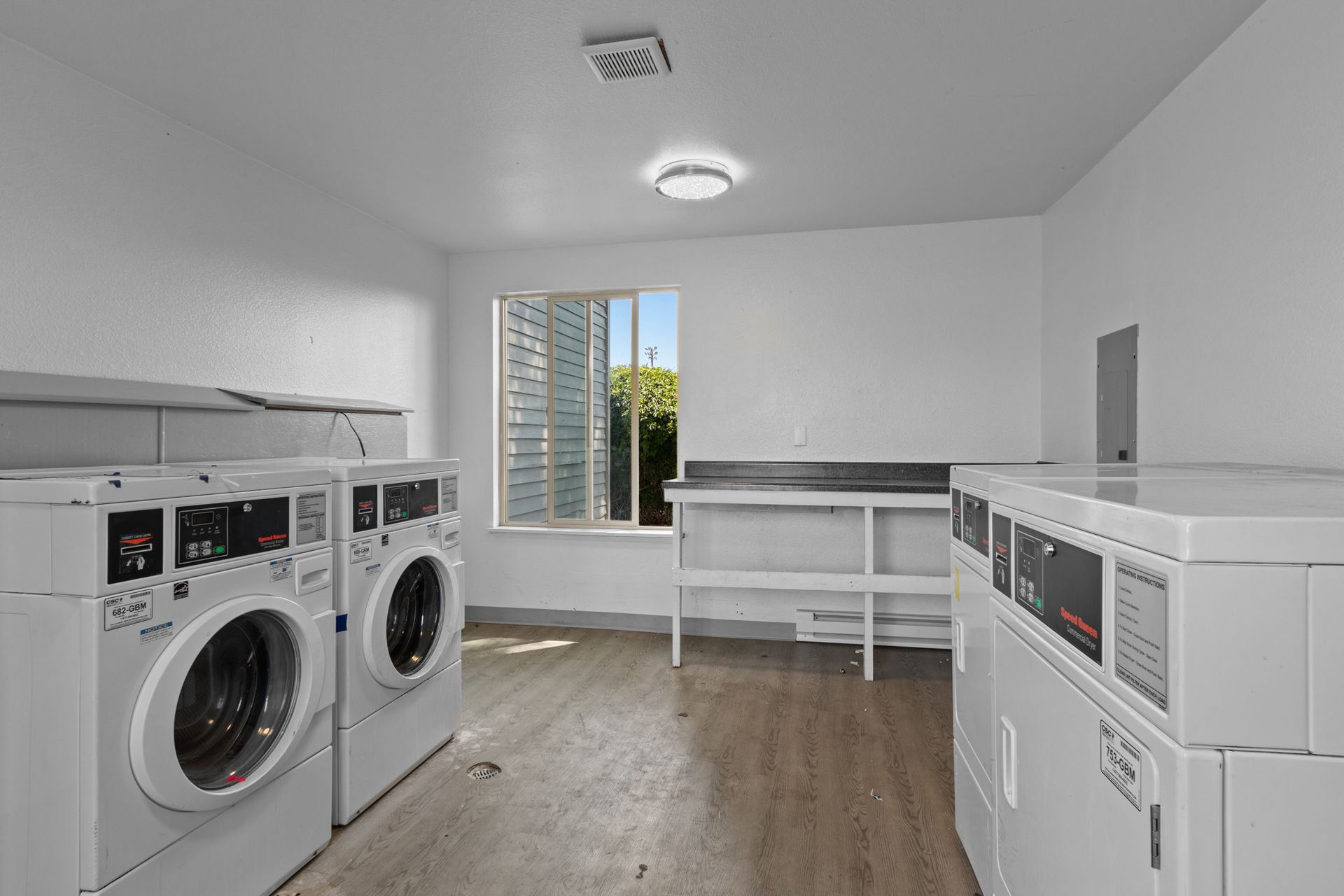 2 laundry rooms with new machines