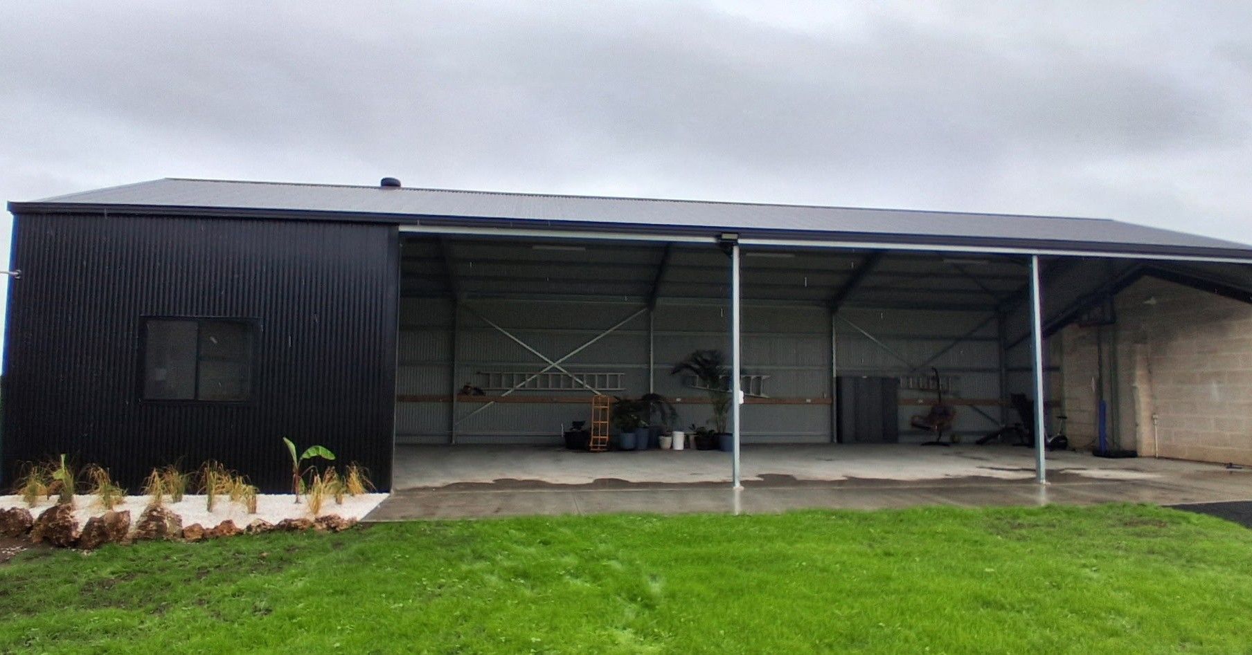 backyard recreational shed, colorbond