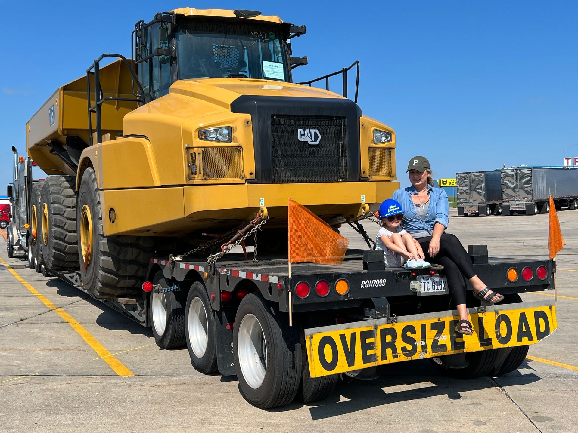 CCR FLEET SERVICES OWNER WITH OVERSIZED/HEAVY HAUL LOAD
