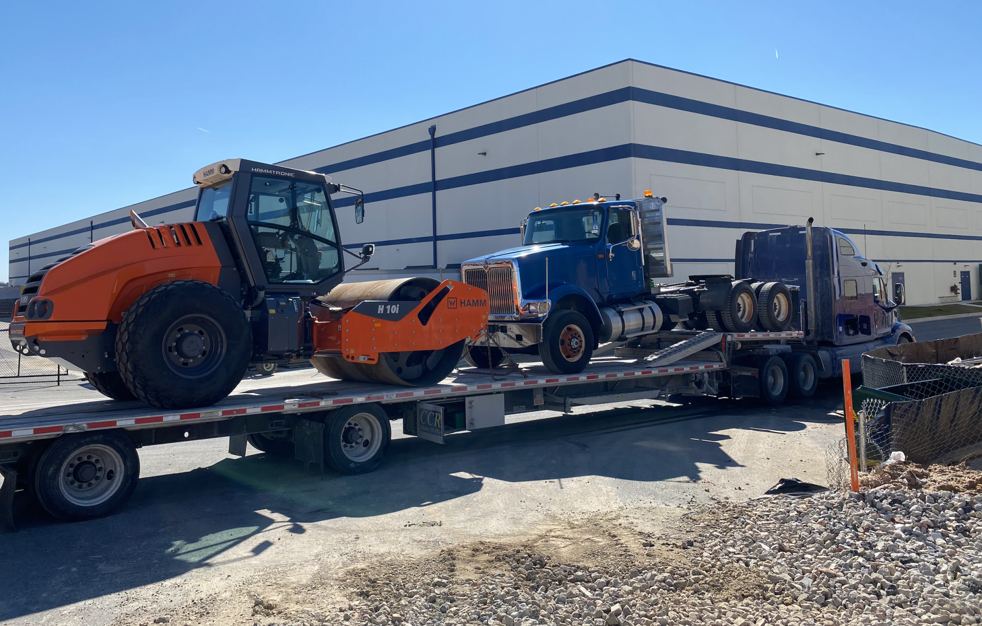 Flatbed truck carrying construction materials in Mansfield, OH