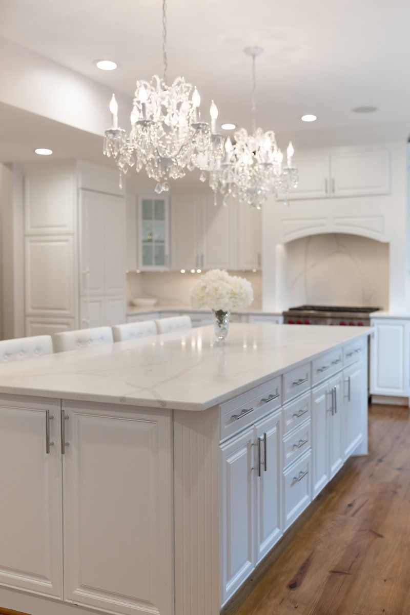 Calacatta Verona Q Quartz Island, Perimeter Tops Highback
