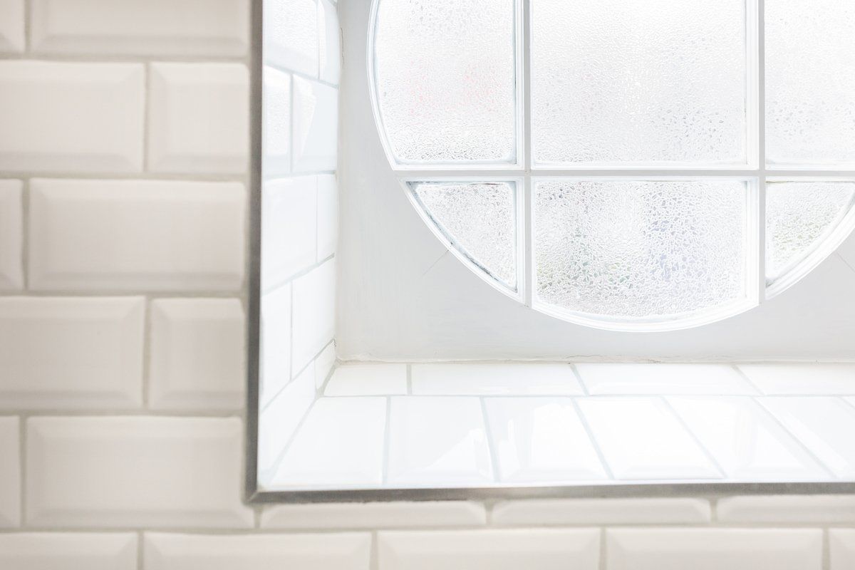 3x6 White Glossy Beveled Tile