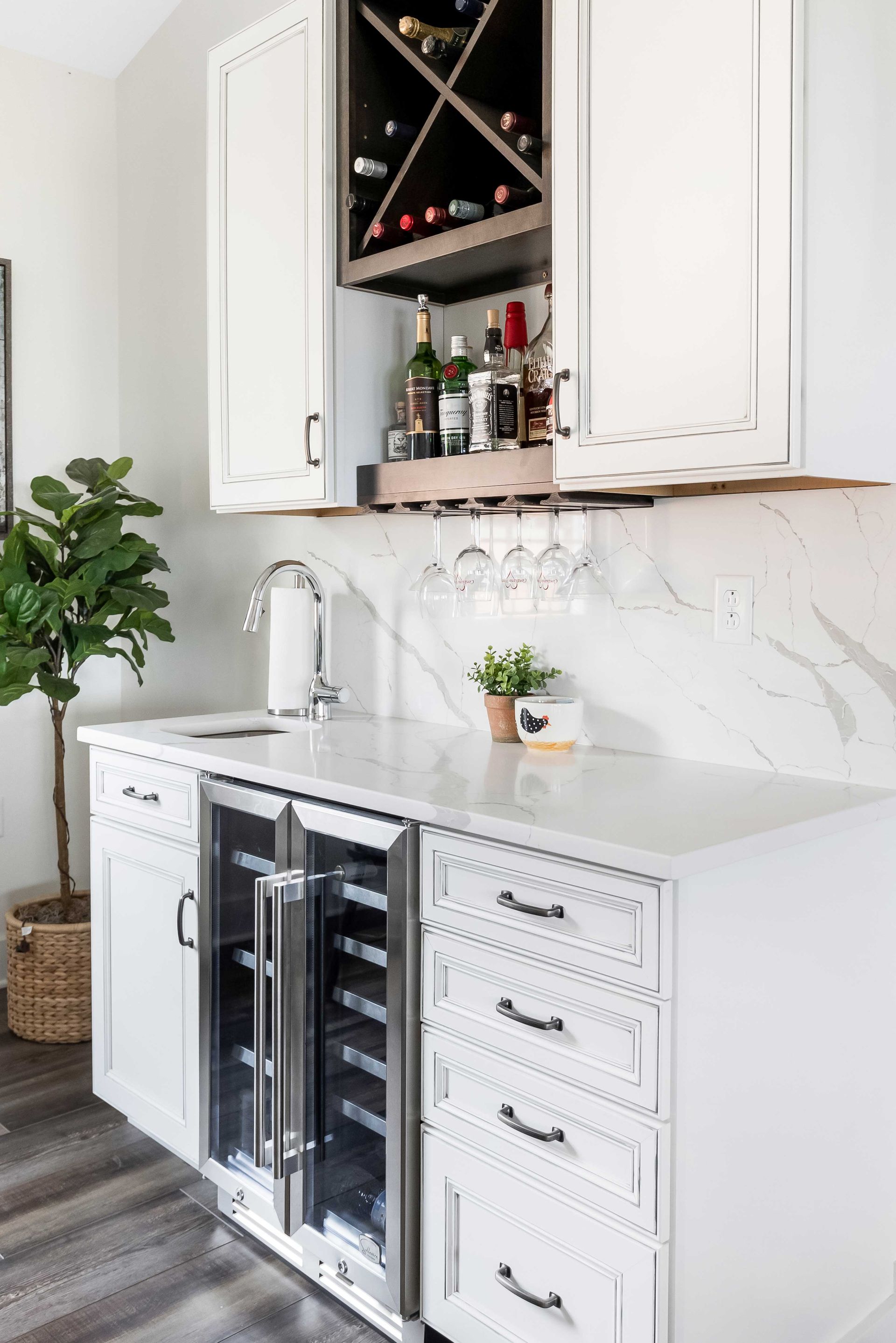Waypoint Painted Pewter Cabinets and Calacatta Laza Q Quartz Countertop and Highback