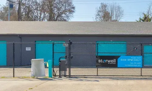 Storwell H Street gated facility image