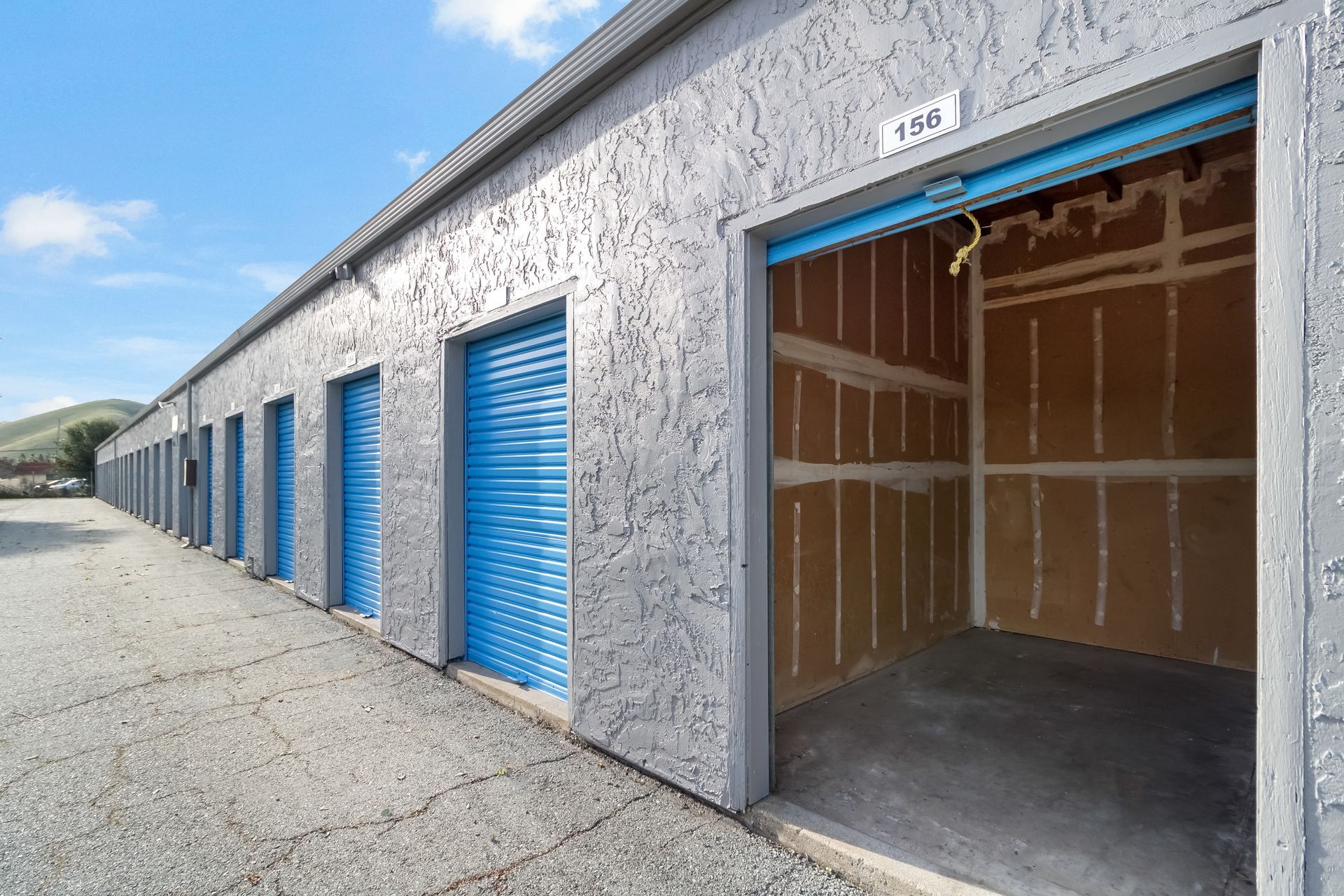 Storwell Storage