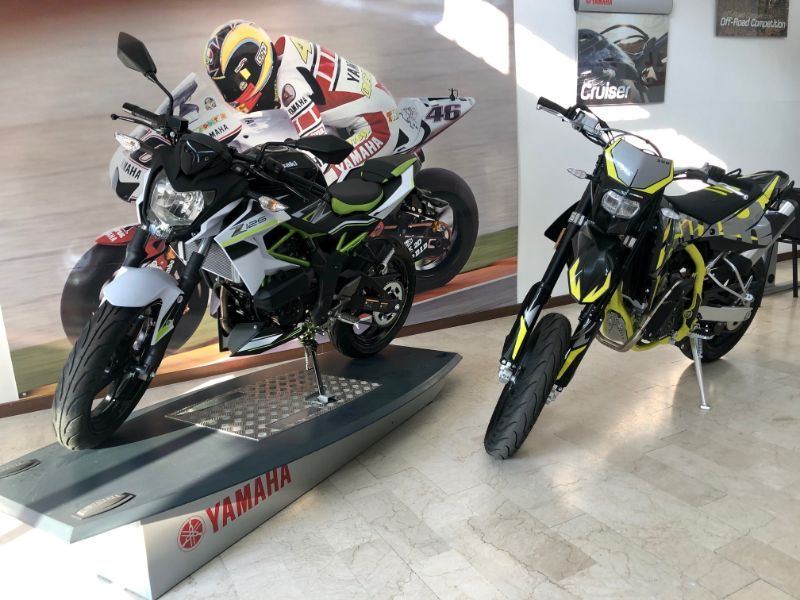 Showroom moto