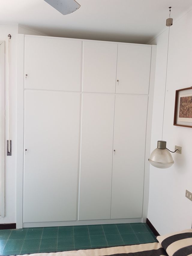 armadio in legno
