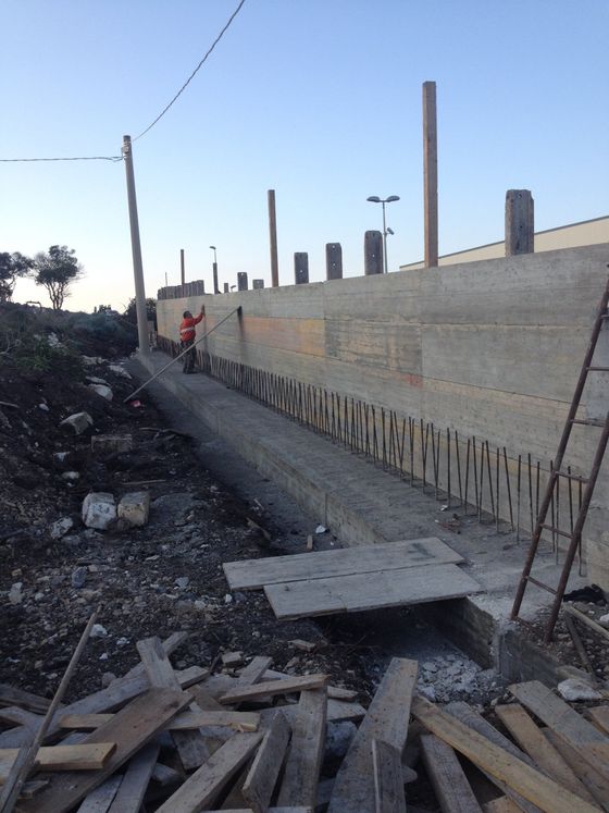 Muro di contenimento