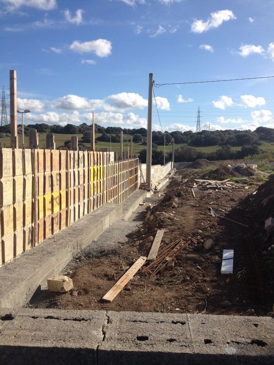 Muro di contenimento