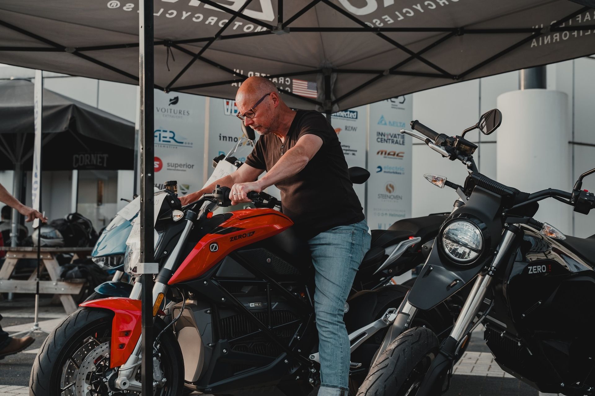 Guy Salens - THE PACK 'Electric Motorcycle News'