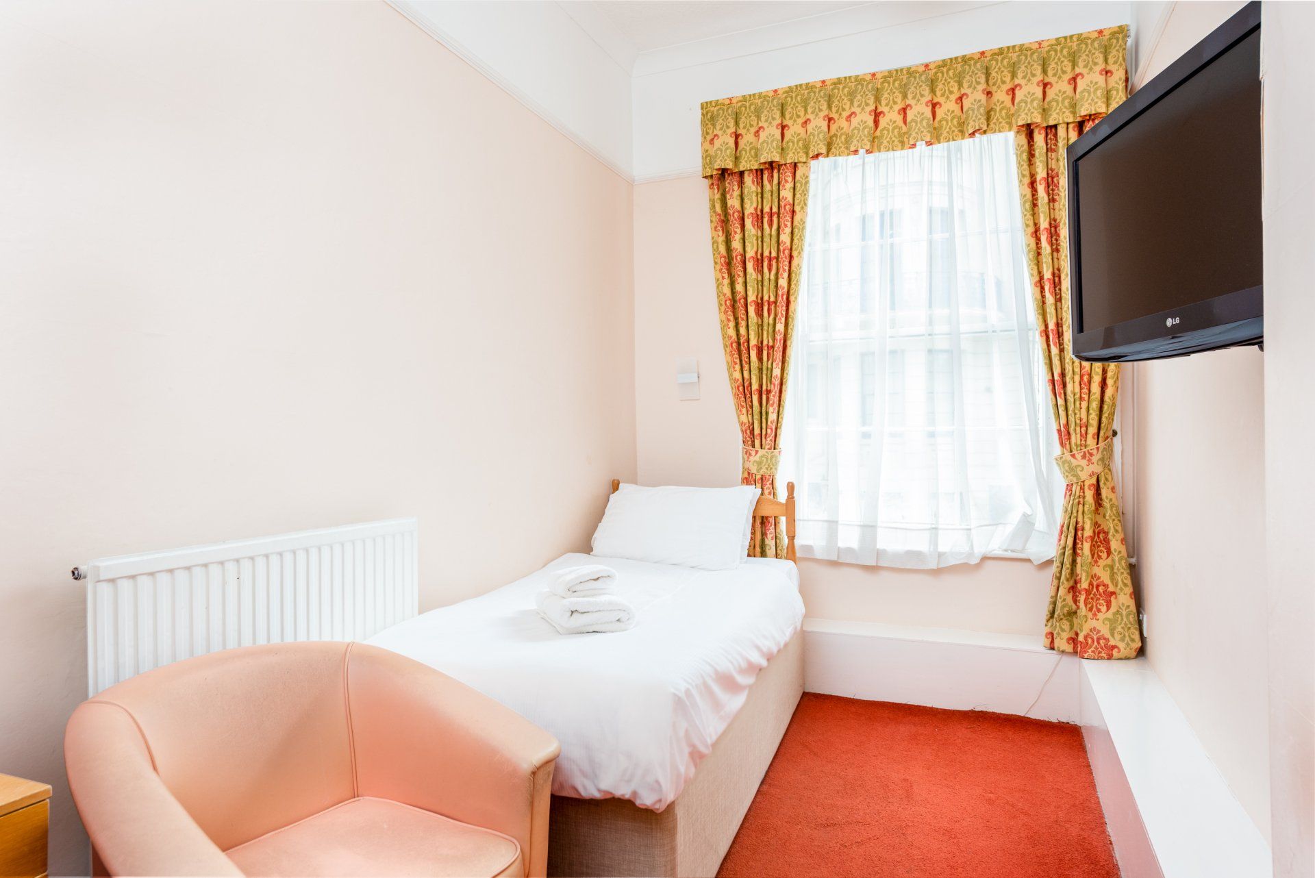 Single Room at the Esplanade Hotel, Scarborough