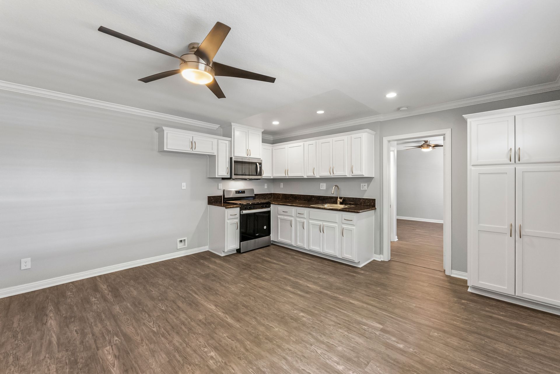 Modern one bedroom unfurnished