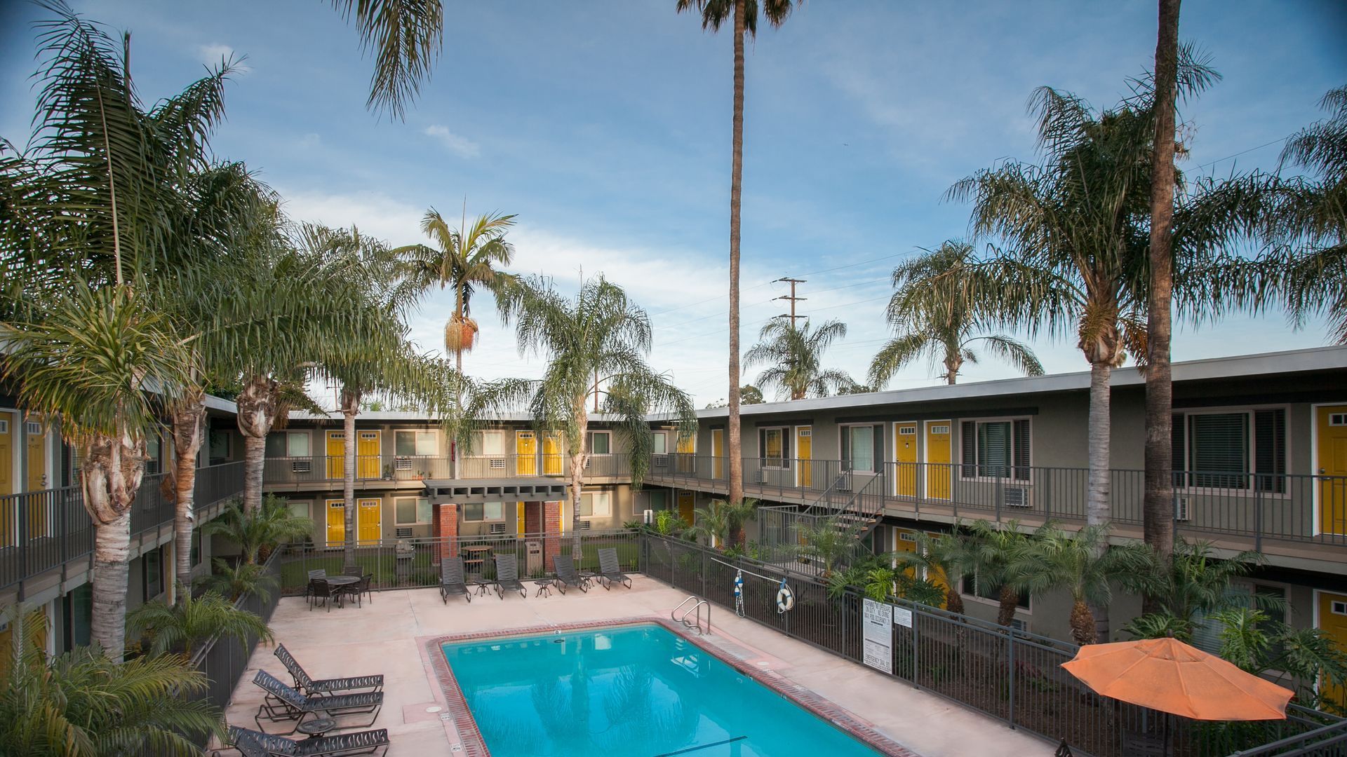 California Palms swimming pool