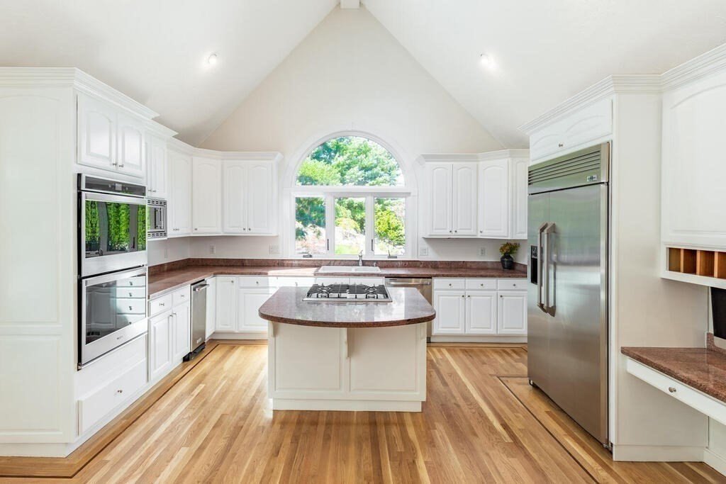 Target Painting and Contracting Interior Painting Services