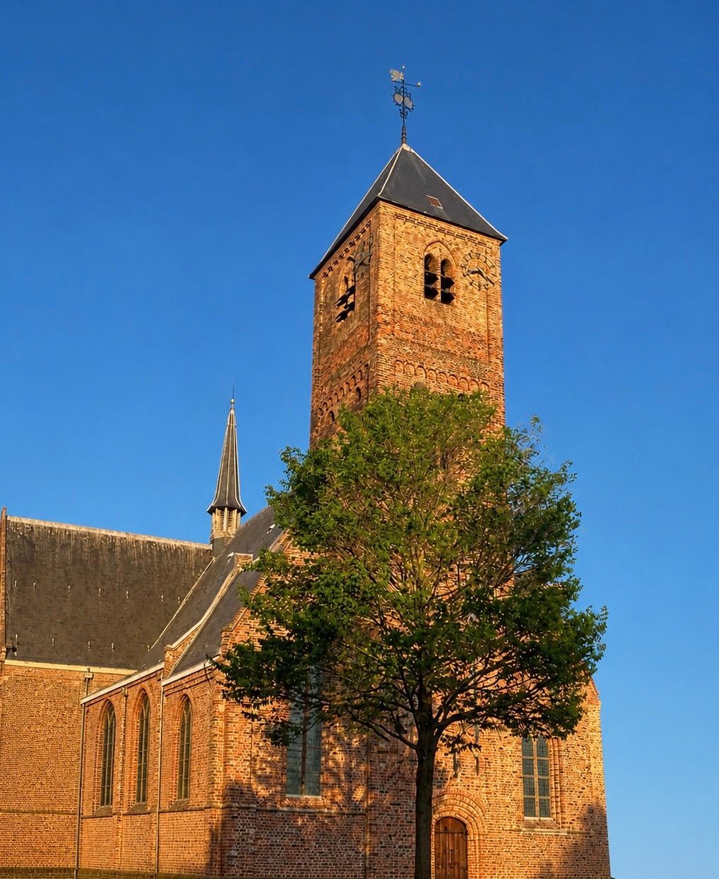 Kerk Julianaplein in Naaldwijk