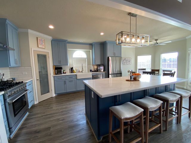 Transitional Kitchen Remodel by Rod's Residential Services project photo
