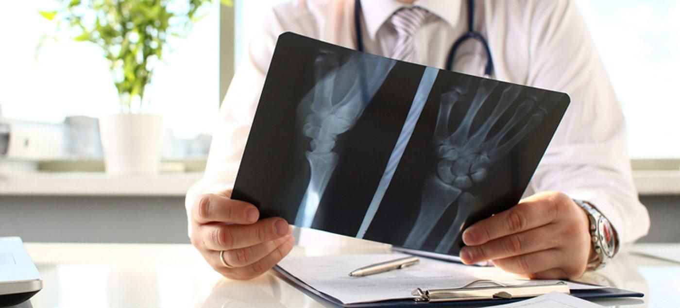 DR. GILBERTO VELA RODRÍGUEZ - LESIONES DE LIGAMENTOS