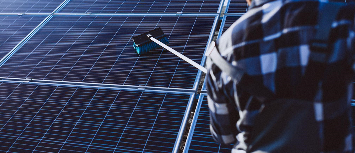 Residential Solar Panel Cleaning 