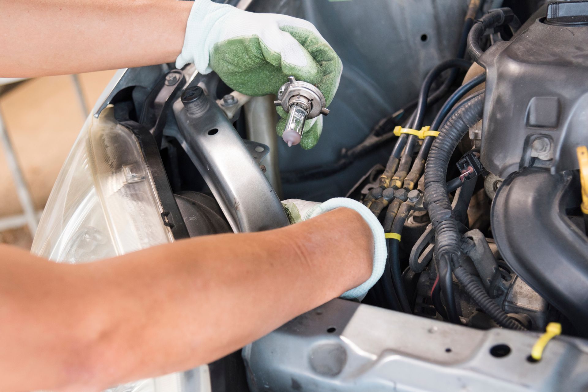Electrical Service in Cape Coral, FL | Ron's Auto Service