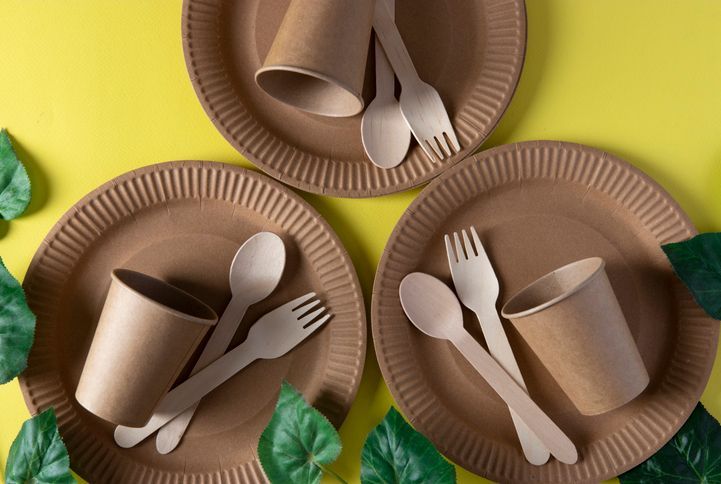 Wooden forks and spoons