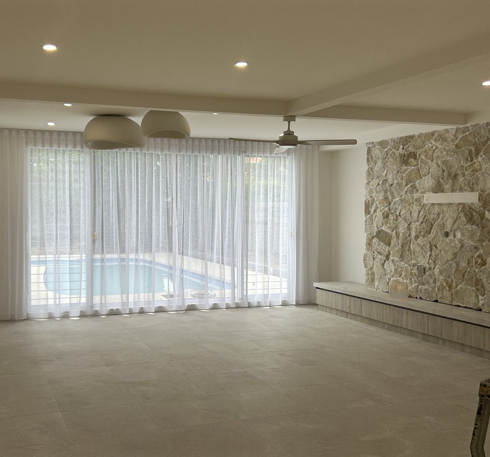 S-Fold Curtain