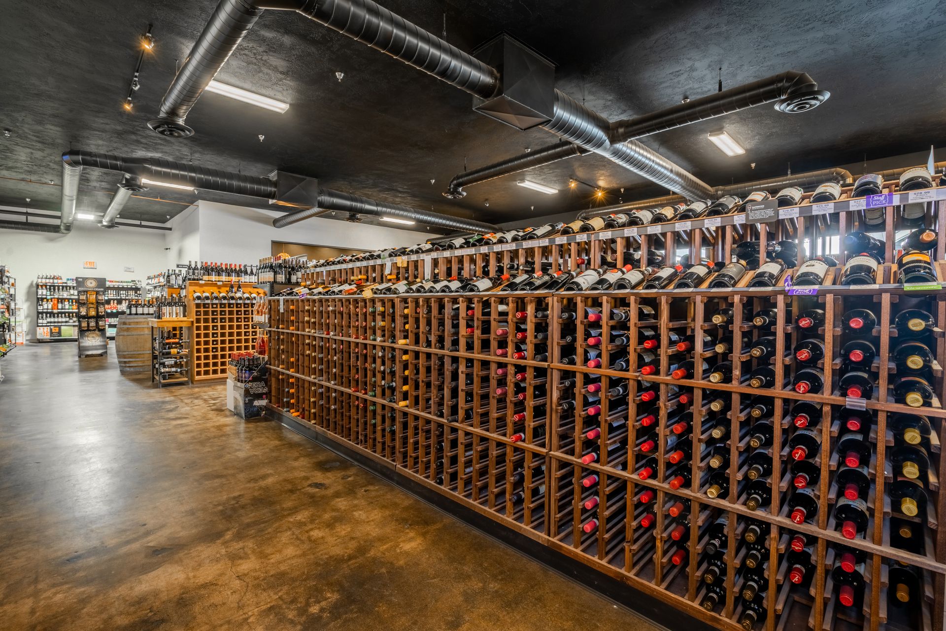 Shop Value and Fine Wine at Park Plaza Liquor. We Deliver & Ship in AZ