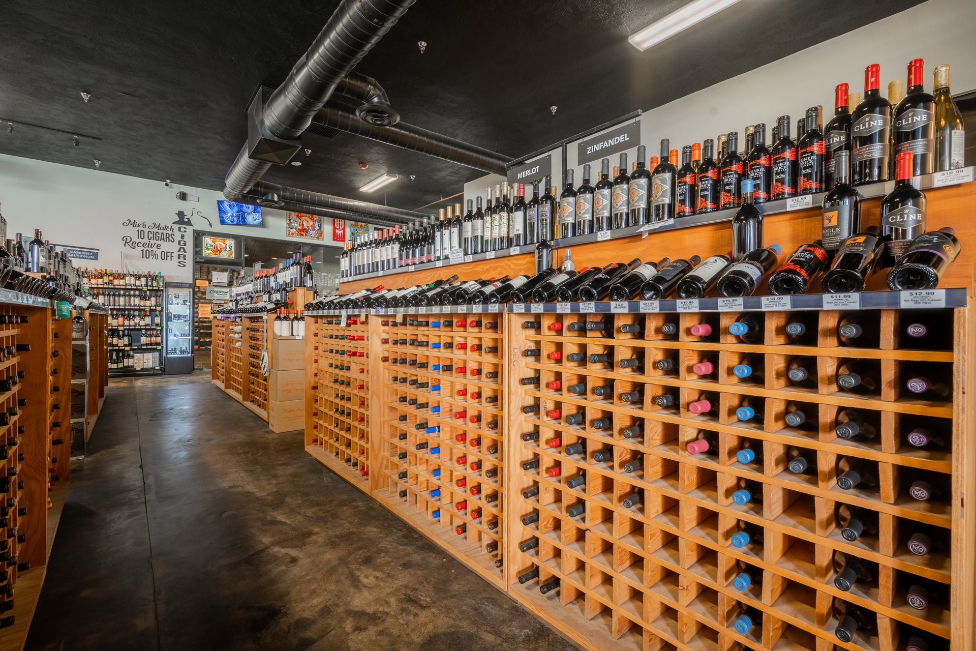 Shop Value and Fine Wine at Park Plaza Liquor. We Deliver & Ship in AZ