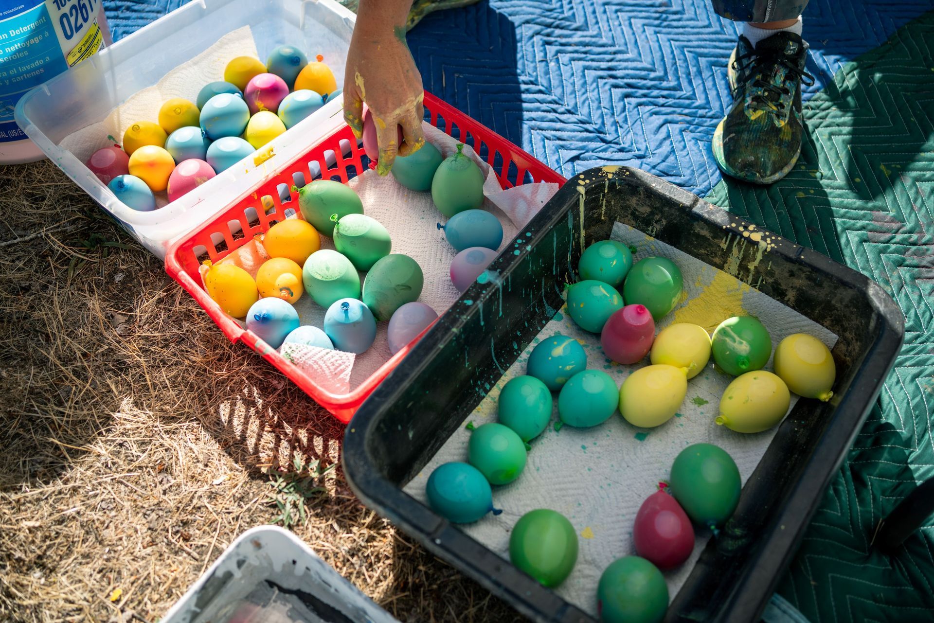trays of paint balloons