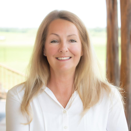 Photo of Bobbi Cannon