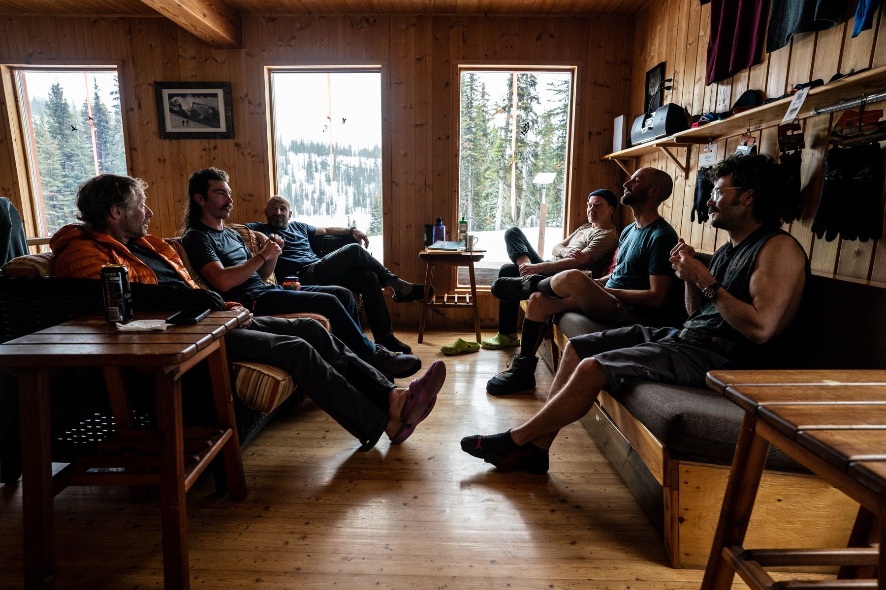 backcountry lodge skiing british columbia