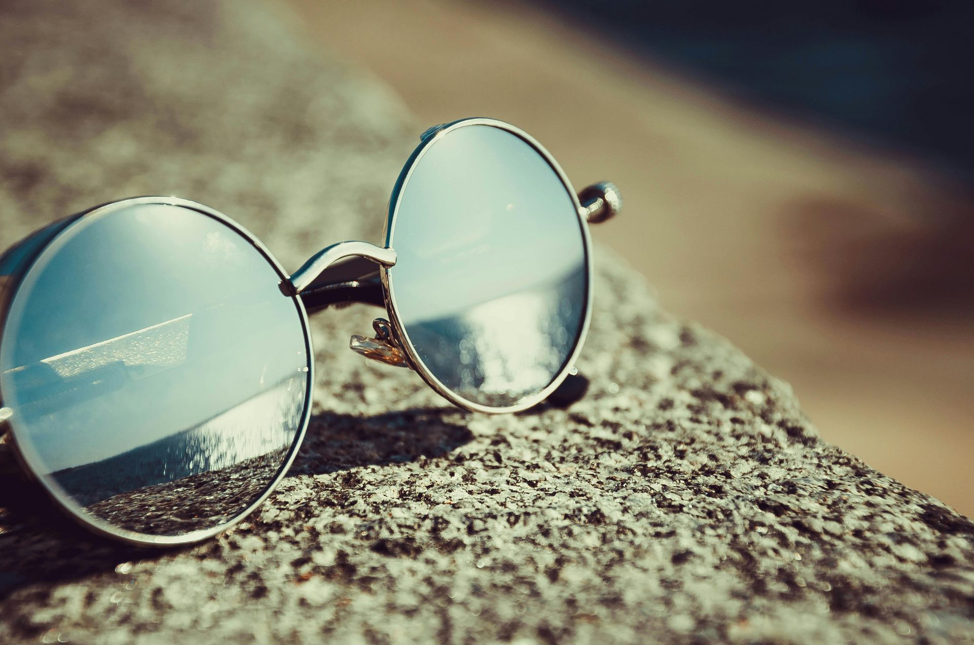 MEGAOPTICA 20/20