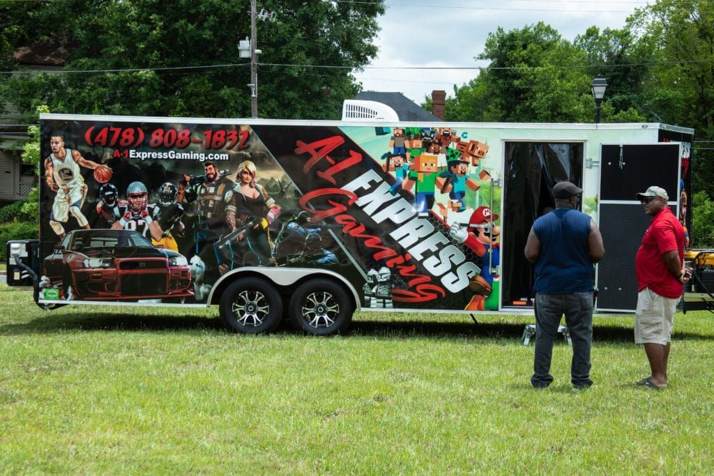 image with a bus with advertising events