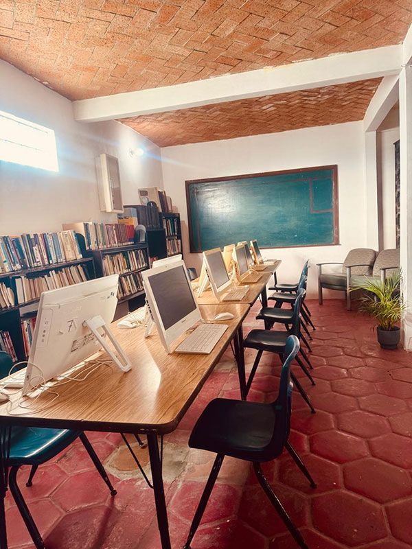 COLEGIO PIERRE FAURE