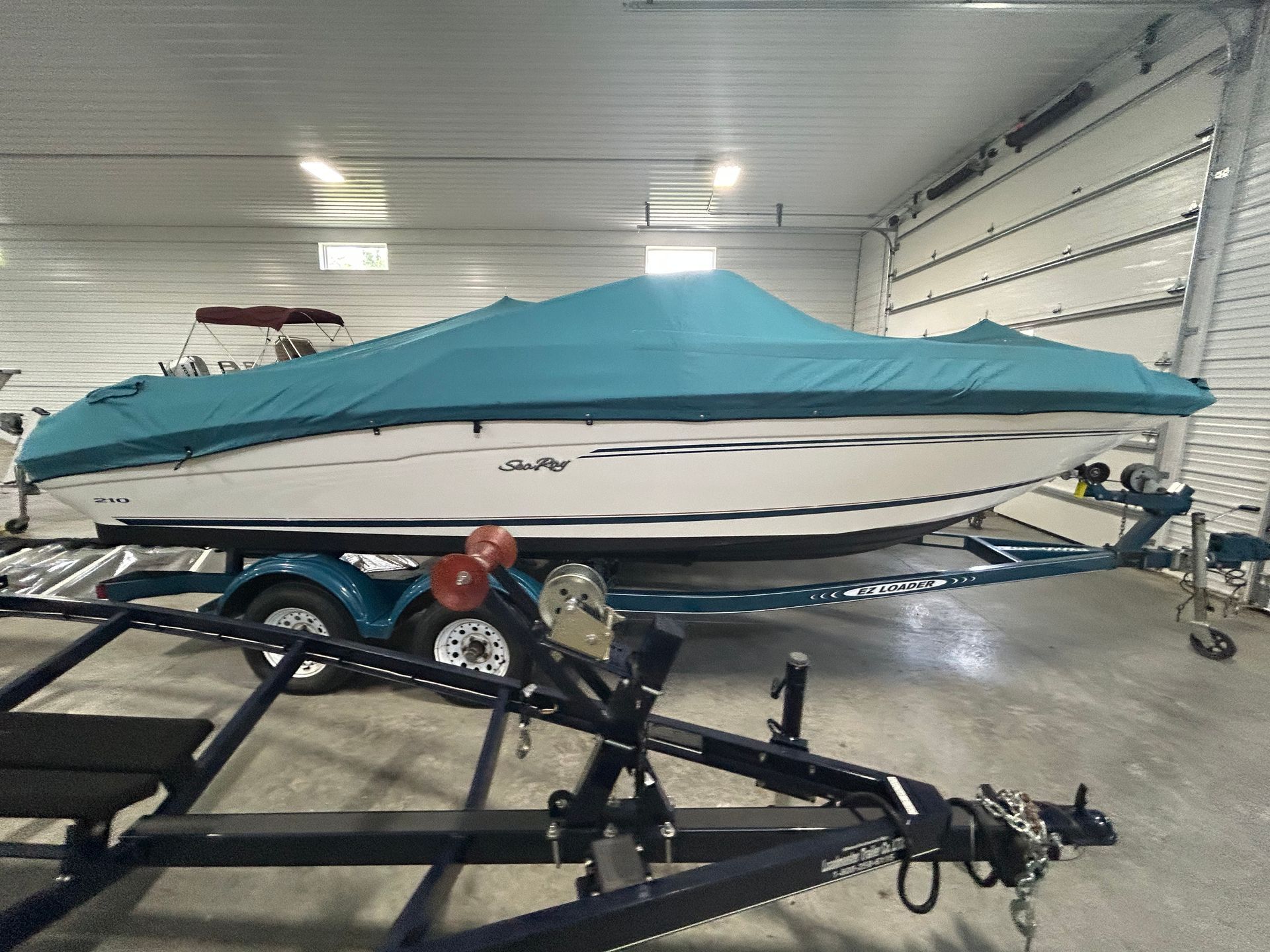 1999 Sea Ray 210 photo 17