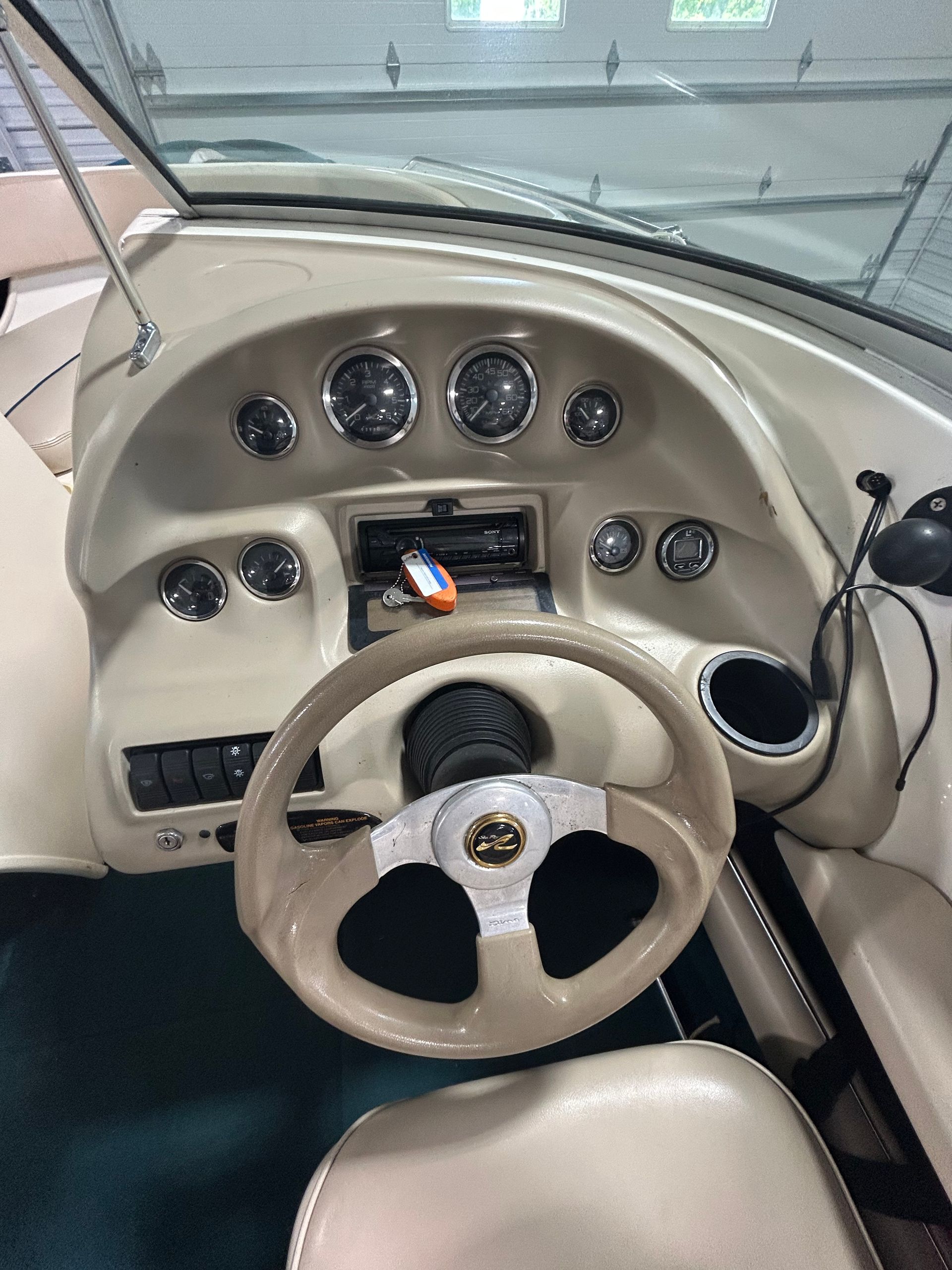 1999 Sea Ray 210 photo 4