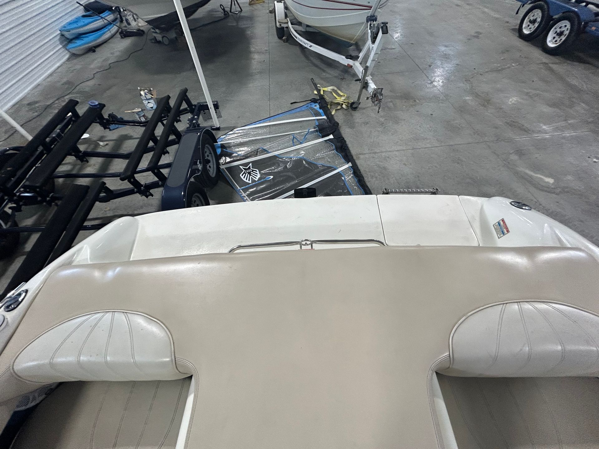 1999 Sea Ray 210 photo 2
