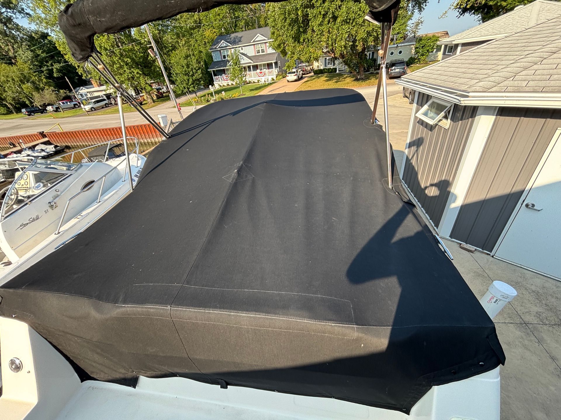 2001 Rinker Fiesta Vee 242
