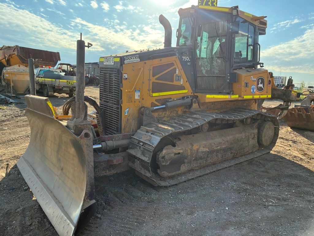 A Bulldozer on a Construction Site — Lantry Earthmoving in Phoenix Park, NSW