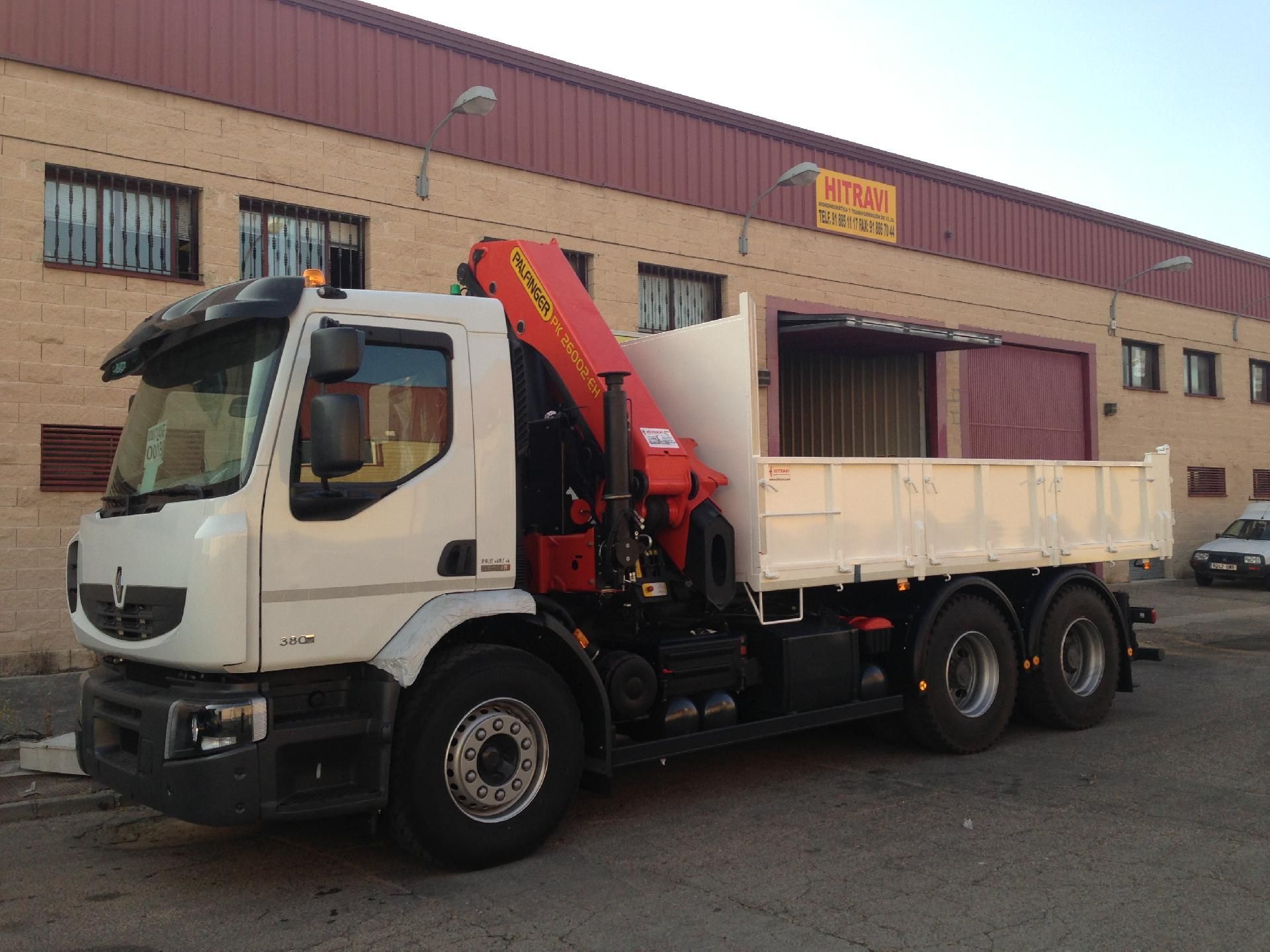 Grua y basculante