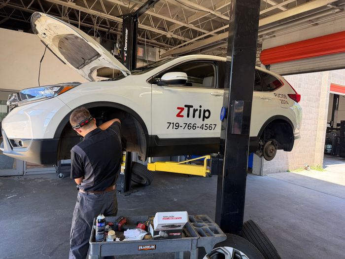 White Jeep Wrangler Rubicon | EZ Brakes & Service