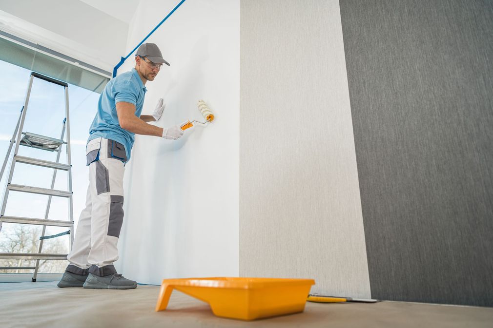 Residential exterior painting project in Mentor, Ohio