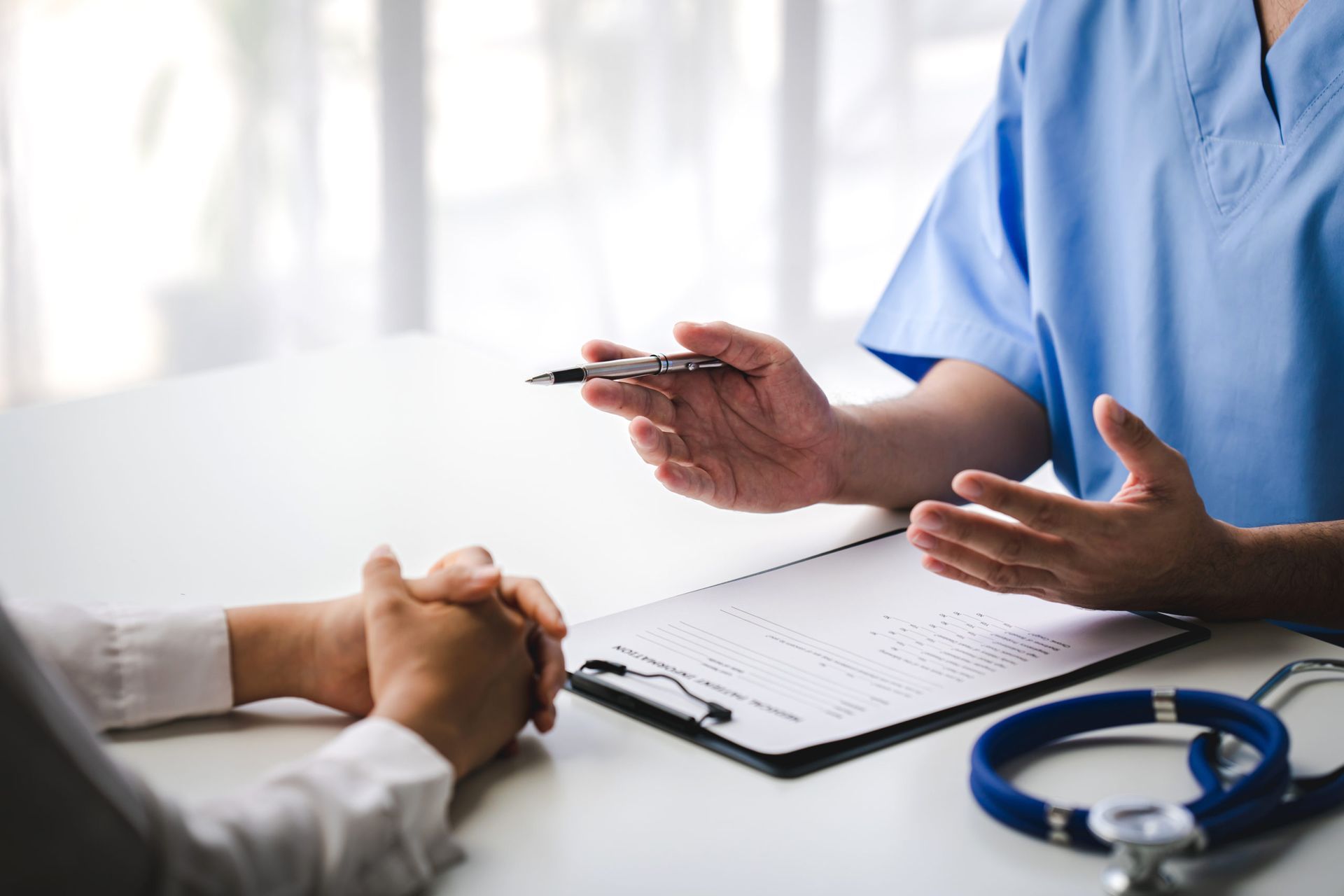 Un employeur ne peut pas refuser une mesure de télétravail recommandée par le médecin du travail au motif que le salarié lui