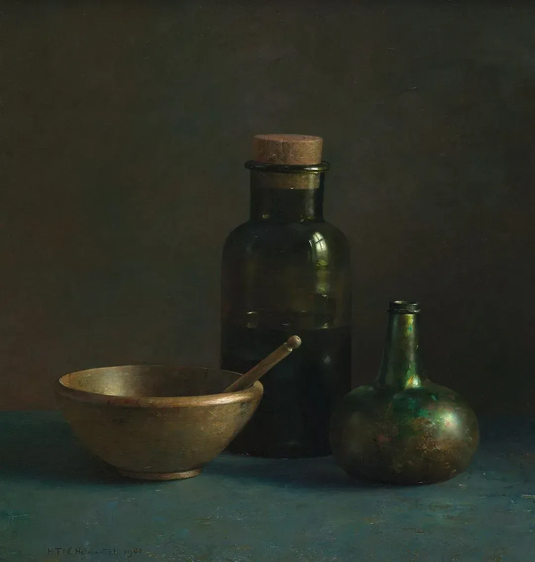 Helmantel schilderij uit 1986 Stilleven met Europees glas en houten kom