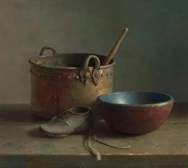 Helmantel schilderij uit 1988 Stilleven met pot, kom en schoentje