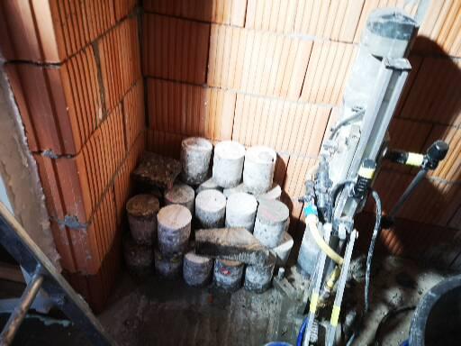 Beton boren ventilatie gaten 110mm in Eindhoven