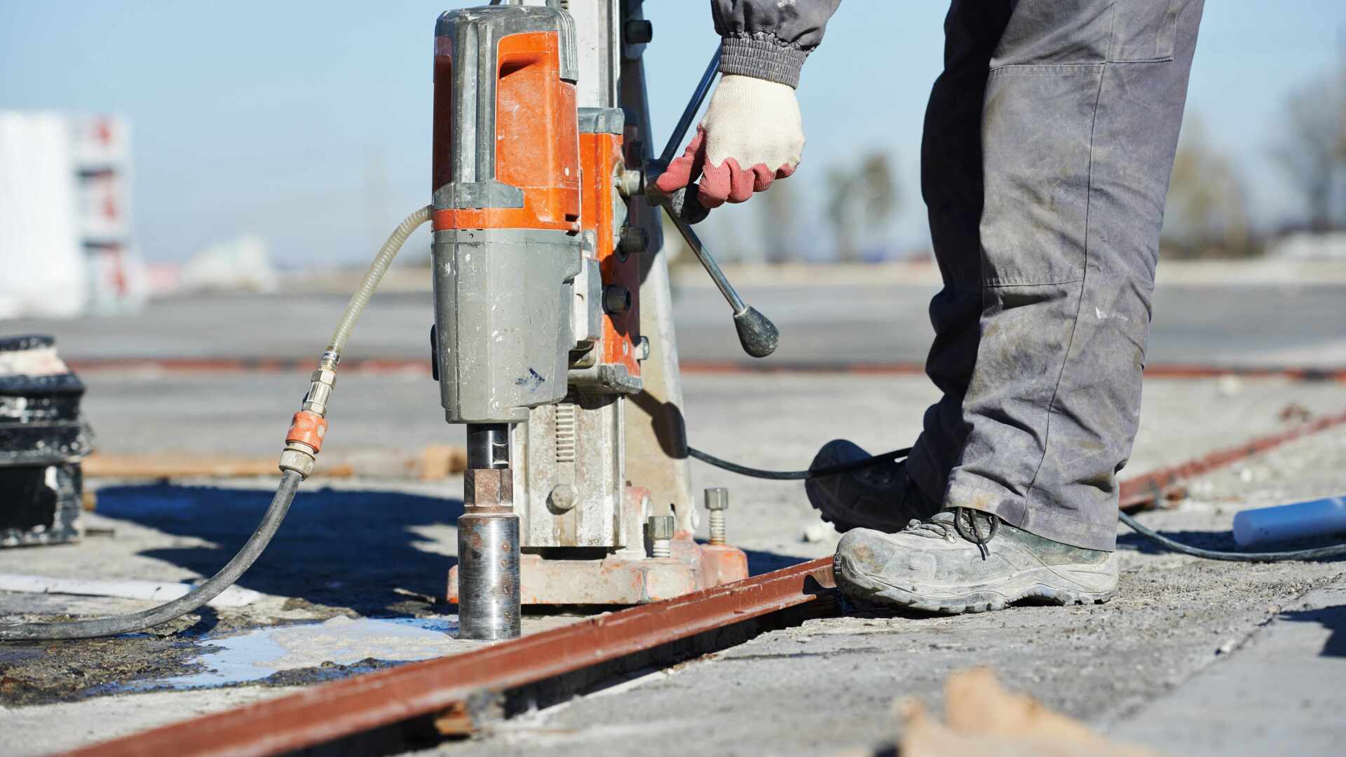 Betonboren door betonboorder