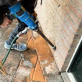 Kruipruimte ventileren plaatsen boren ventilatie